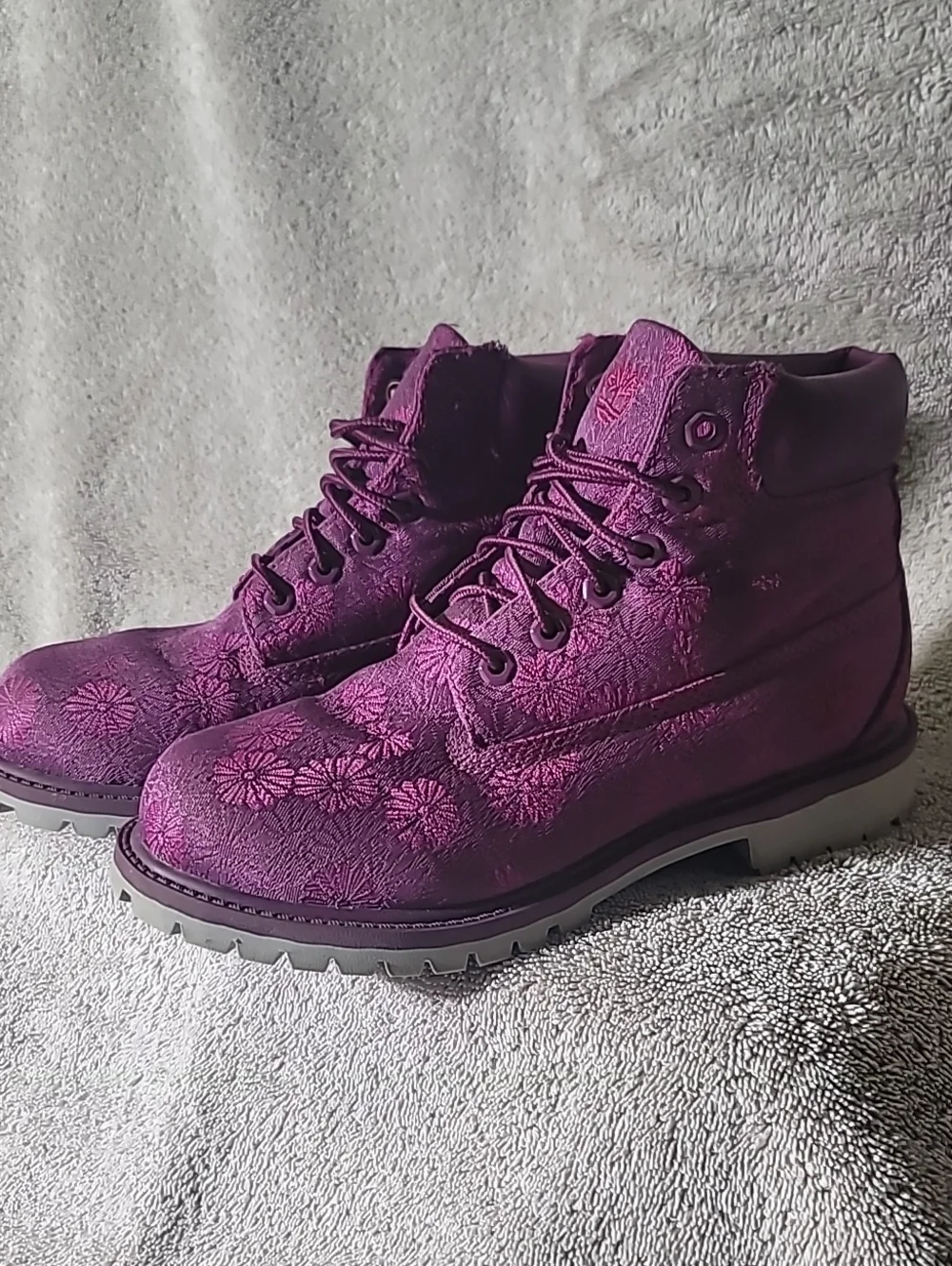 Timberland 6” premium boot, magenta floral jacquard fabric, Special release